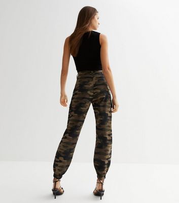 Urban Bliss Olive Camo Cuffed Cargo Trousers New Look