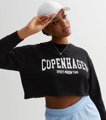 Crop shop a sweatshirt