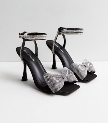 Black Thick Heel Sandals For Women Summer 2023 New Style Bare Strap  Versatile One-line Strap Medium Heel Fairy Style With Skirt High Heels |  SHEIN USA