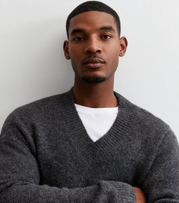 V neck hot sale jumpers mens