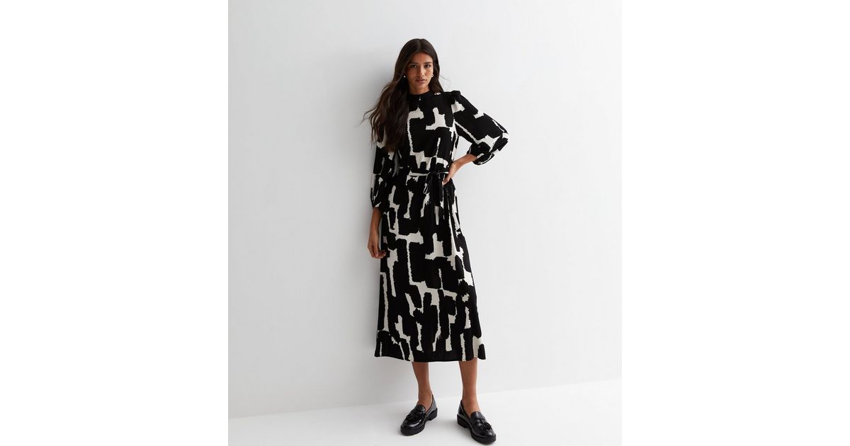 Tall Black Abstract Print Puff Sleeve Midaxi Dress | New Look