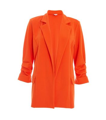 Quiz deals red jacket