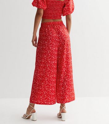 Tall Red Floral Wide Leg Crop Trousers New Look