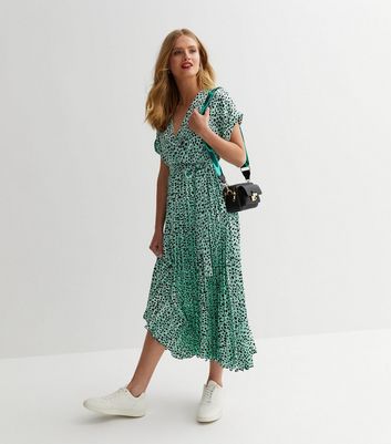 New look store green leopard dress