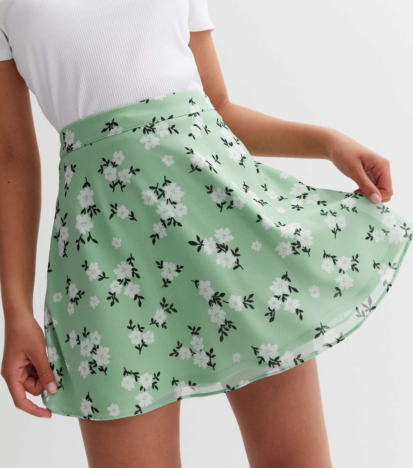 N-Gal Lycra Green Floral Printed Skorts Mini Skirt with Attached