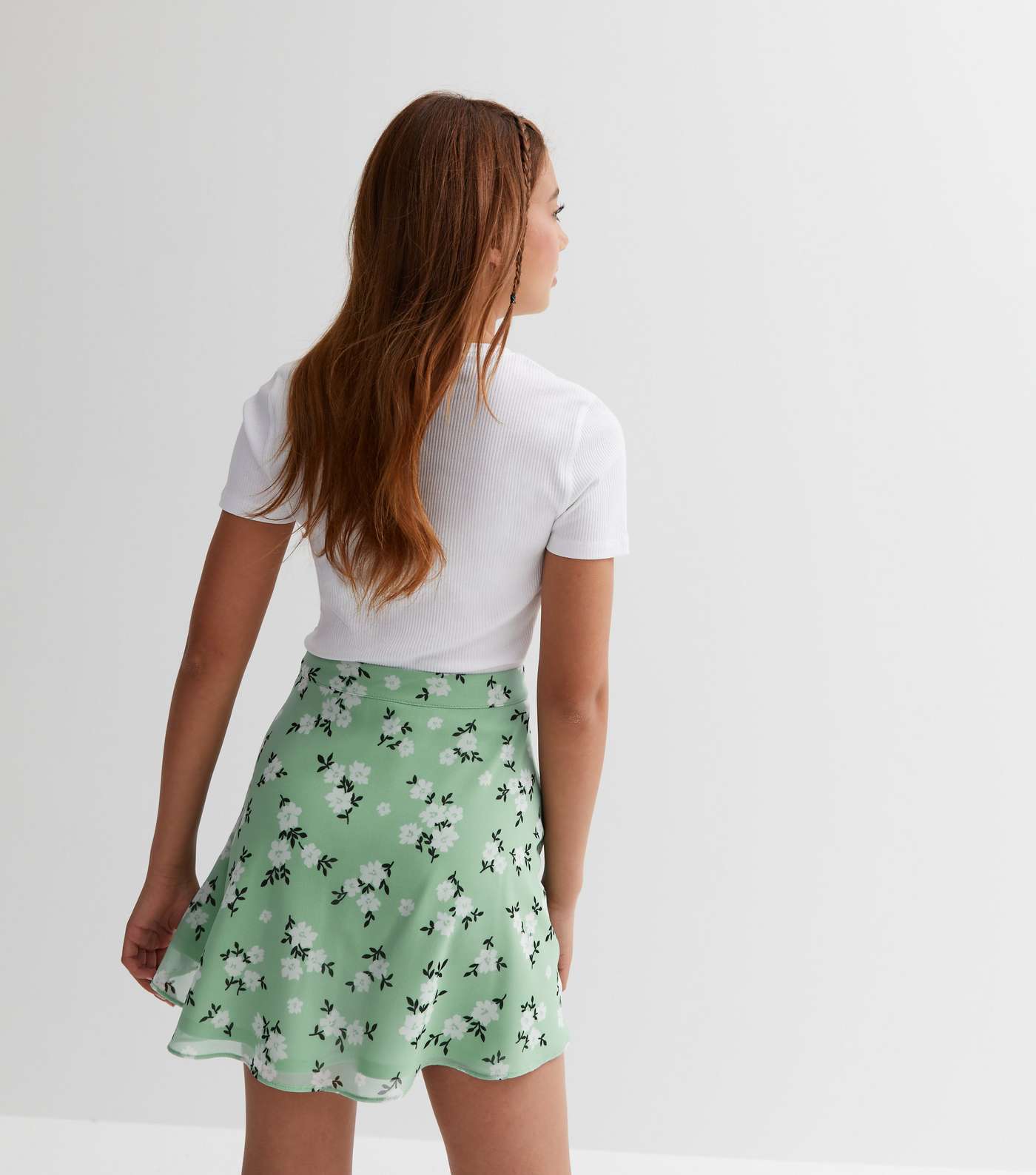 N-Gal Green Floral Printed Mini Skirt with Attached Inner Short _Multi