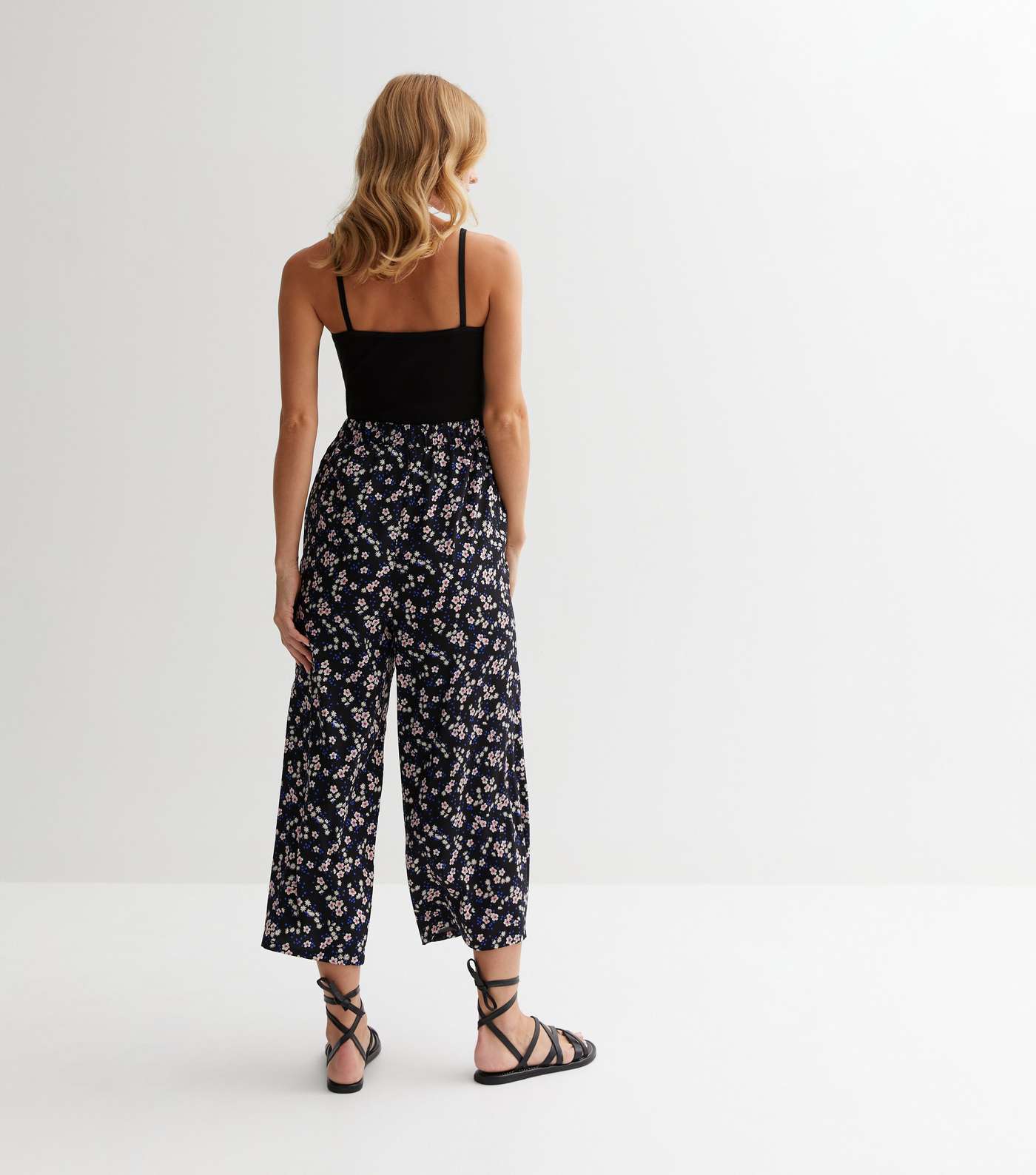 Maternity Black Floral Crop Trousers Image 4