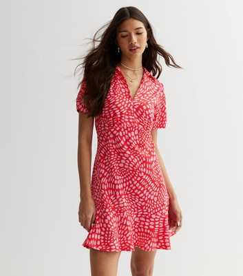 Red Abstract Crinkle Collared Mini Dress