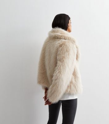 Ladies cream faux fur jacket hotsell