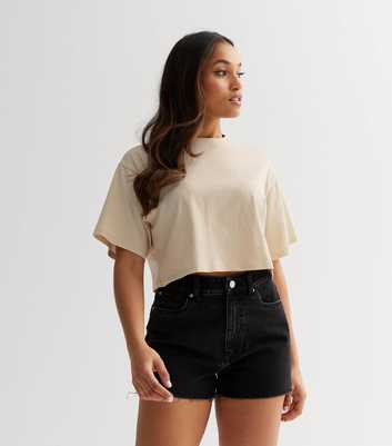 Petite Cream Short Sleeve Crop T-Shirt