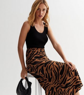 Animal print midi outlet skirt