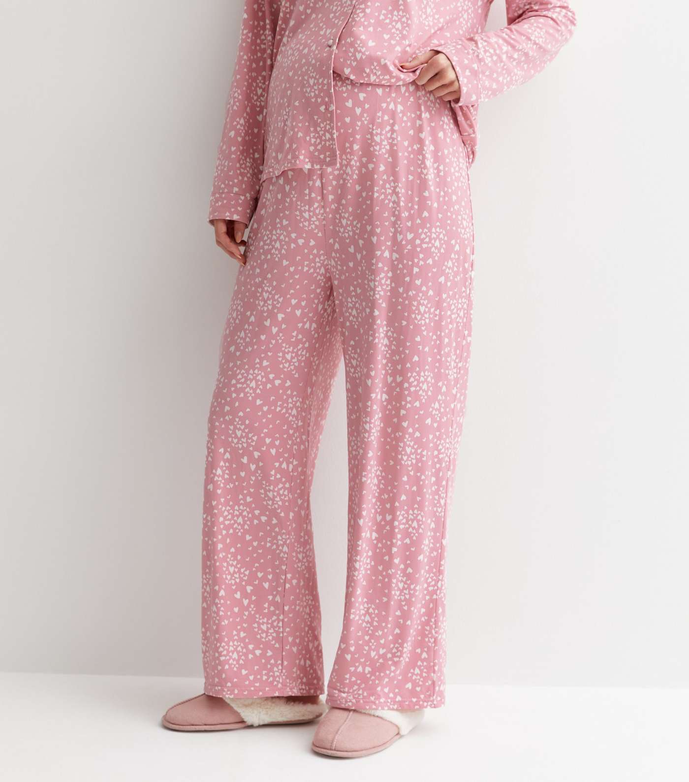 Maternity Pink Revere Trouser Pyjama Set with Heart Print Image 3