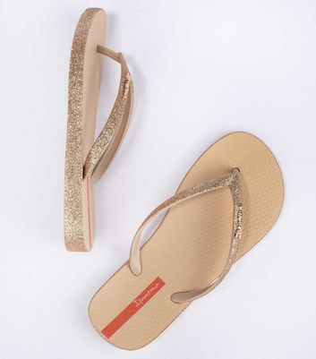 Ipanema best sale gold sandals