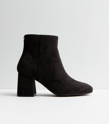 Wide Fit Black Suedette Block Heel Ankle Boots New Look