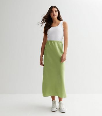 Sidst gentage for mig Urban Bliss Light Green Satin Maxi Skirt | New Look