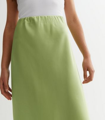 Pastel green maxi skirt sale