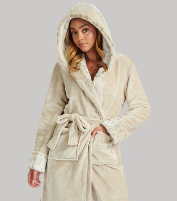 Buy BUKINIEFluffy Dressing Gown Women, Ladies Dressing Gown Soft Coral  Fleece Flannel Bathrobe Plus Size Hooded Long Sleeve Housecoat Loungewear  Pyjama Robe Coat Online at desertcartINDIA