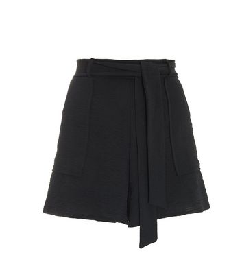 Black a line skirt quiz sale