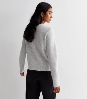 Pale Grey Knit Crew Neck Jumper New Look