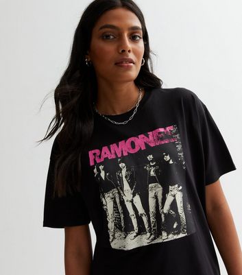 Black Cotton Ramones Logo T-Shirt New Look