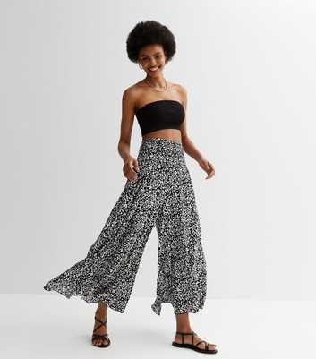 Cameo Rose Black Ditsy Print Pleated Wide Leg Trousers