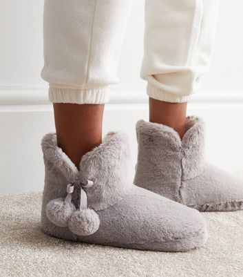 Furry top slipper boots