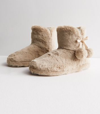 Furry store slipper boots