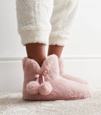 Pink Faux Fur Slipper Boots New Look