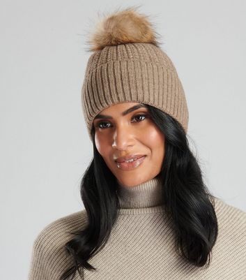 Womens fur 2024 bobble hat