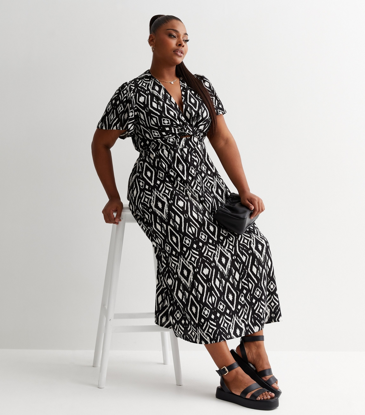 Women's Plus Size Black Abstract Print Twist Front Midi Dress Curves New Look