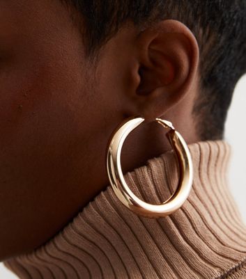 Chunky tube 2025 hoop earrings