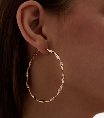 Netaya Jewels Yellow Pol Twist Rd Bronze Hoop Earrings at Rs 950/pair in  Mumbai