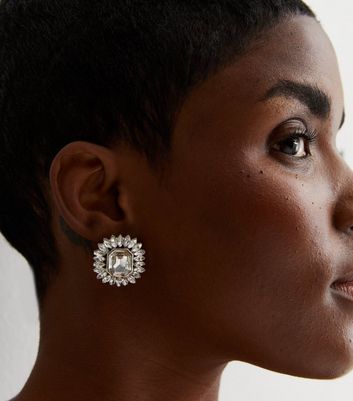 Floral Diamond Stud Earrings I 64Facets Fine Diamond Jewelry
