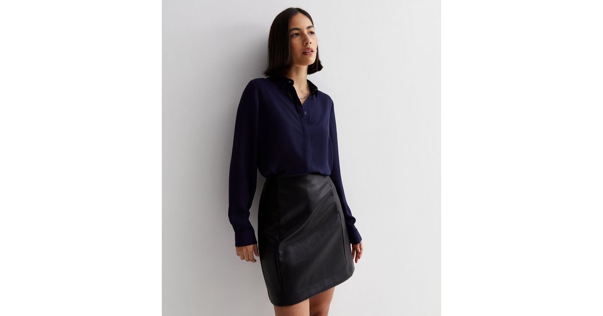 NAVY GRAPHIC FRONT DESIGN LONG SLEEVE SHIRT