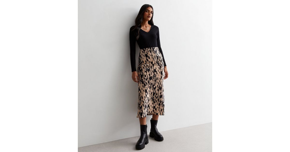 Black Animal Print Satin Midaxi Skirt | New Look