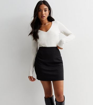 black mini pencil skirt outfits