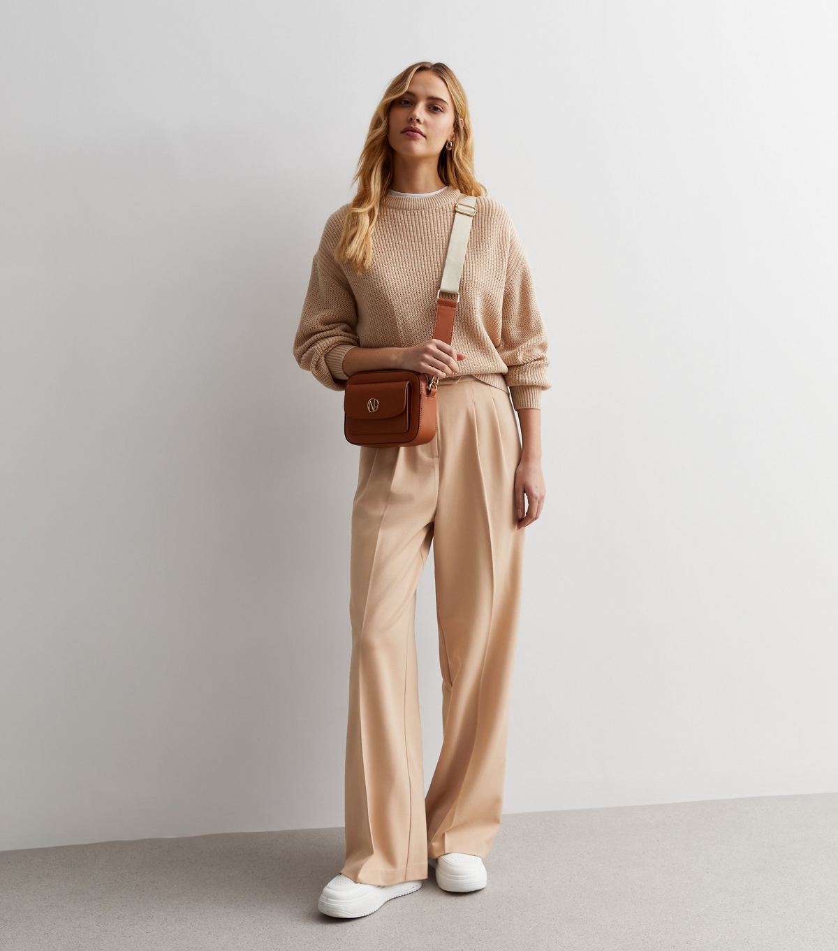Women's Stone Wide Leg Tailored Trousers New Look