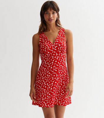 New look red ditsy best sale floral dress