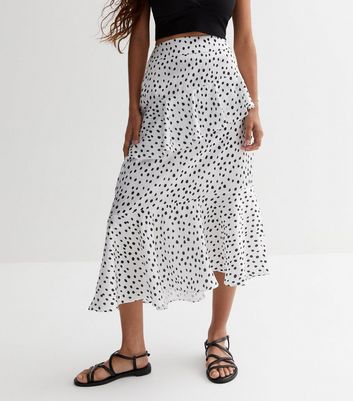 Petite White Polka Dot Ruffle Midaxi Skirt New Look
