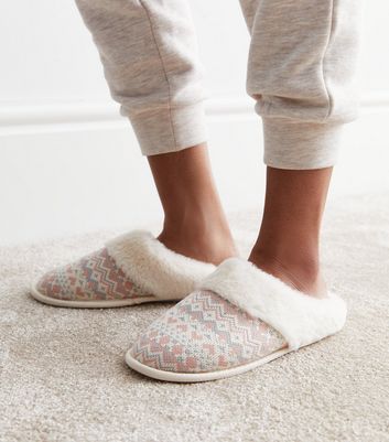 Knitted mule clearance slippers