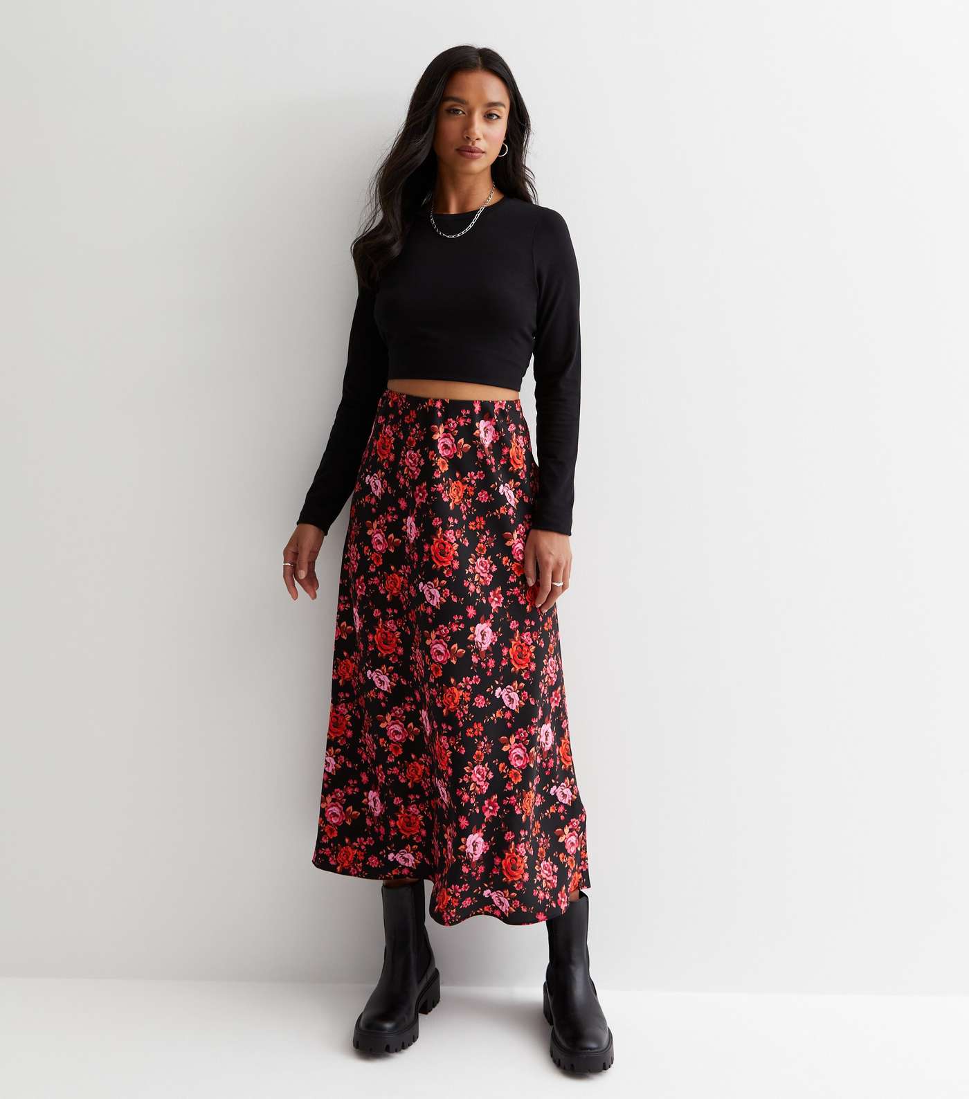 Petite Black Floral Midaxi Skirt Image 3