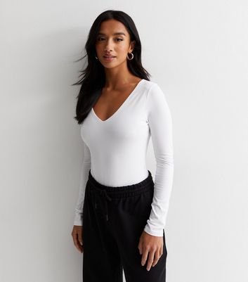 Petite White V Neck Bodysuit New Look