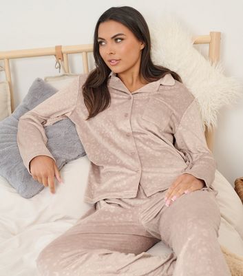 Velour best sale pyjama set