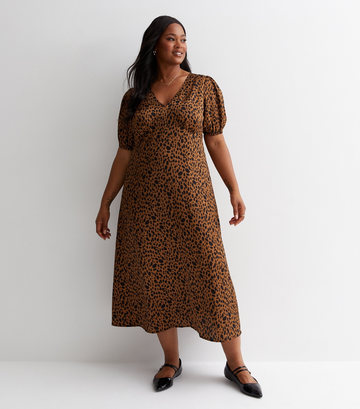 Women's Plus Size Brown Leopard Print Satin Midi Dress Curves New Look