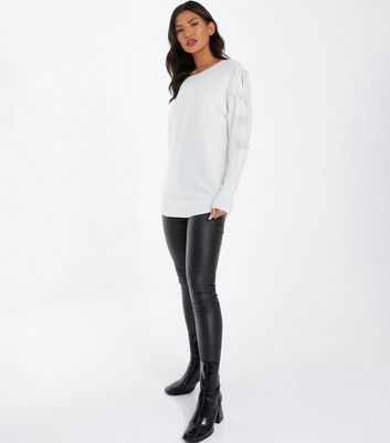 QUIZ Cream Ribbed Knit Diamanté Bow Jumper New Look
