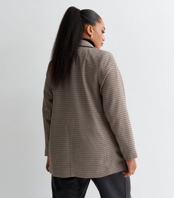 Curves Brown Heritage Check Blazer New Look