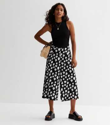Petite Black Abstract Wide Leg Crop Trousers