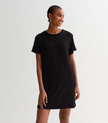 Black t shirt shop dress near me