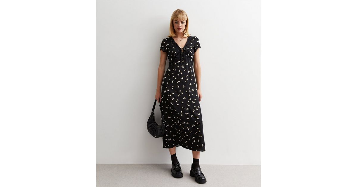 Black Ditsy Floral Lace Trim Midaxi Dress | New Look