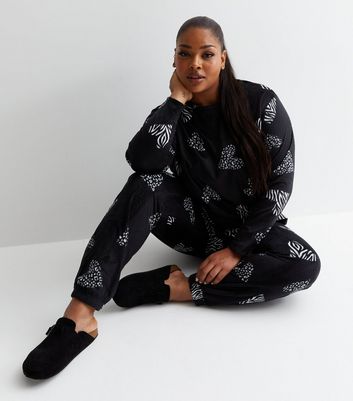 Curves Black Fleece Jogger Pyjama Set with Animal Heart Print New Look